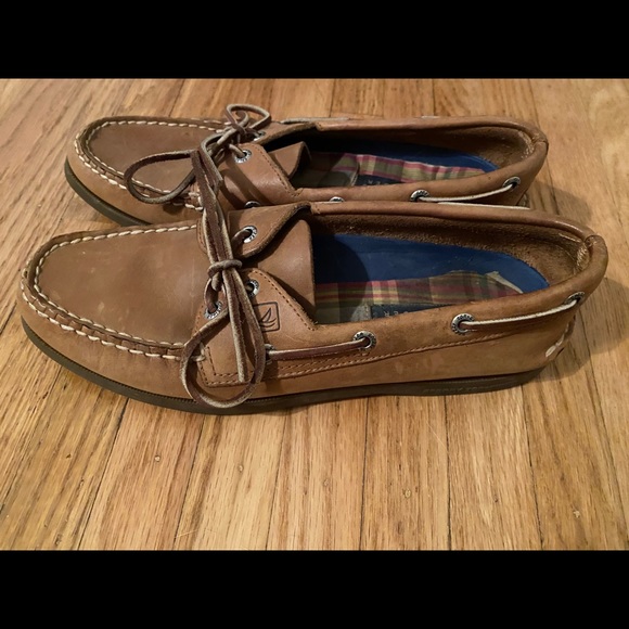 Sperry Boat Shoes - Picture 3 of 5